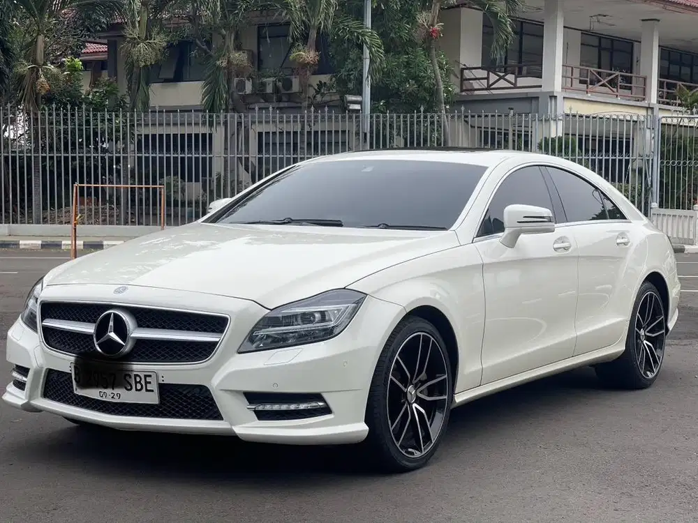 DIJUAL CEPAT MOBIL MERCY CLS350 AT 2013
