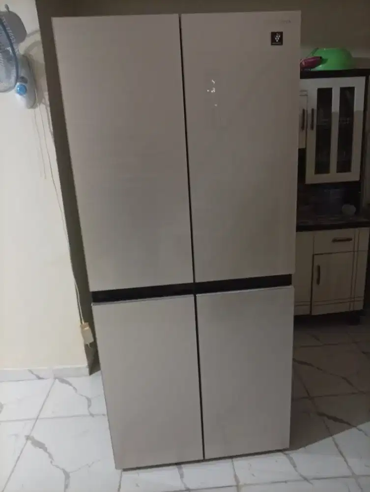 Kulkas sharp4 pintu