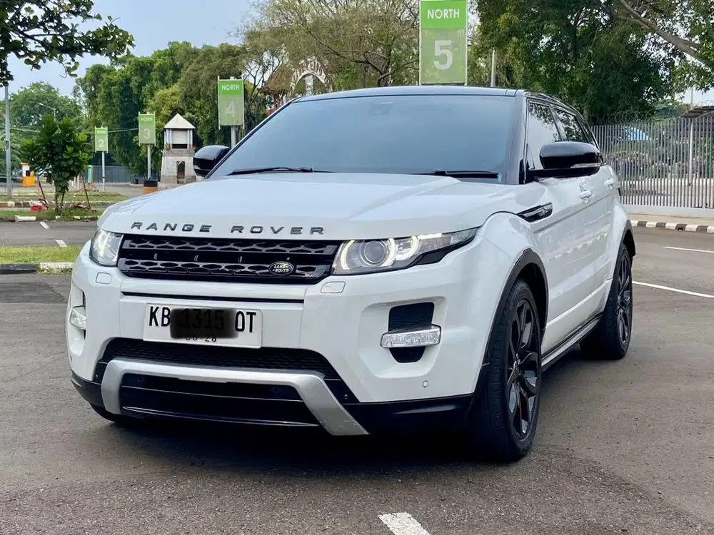 DIJUAL CEPAT MOBIL LAND ROVER RANGE ROVER EVOQUE AT 2013