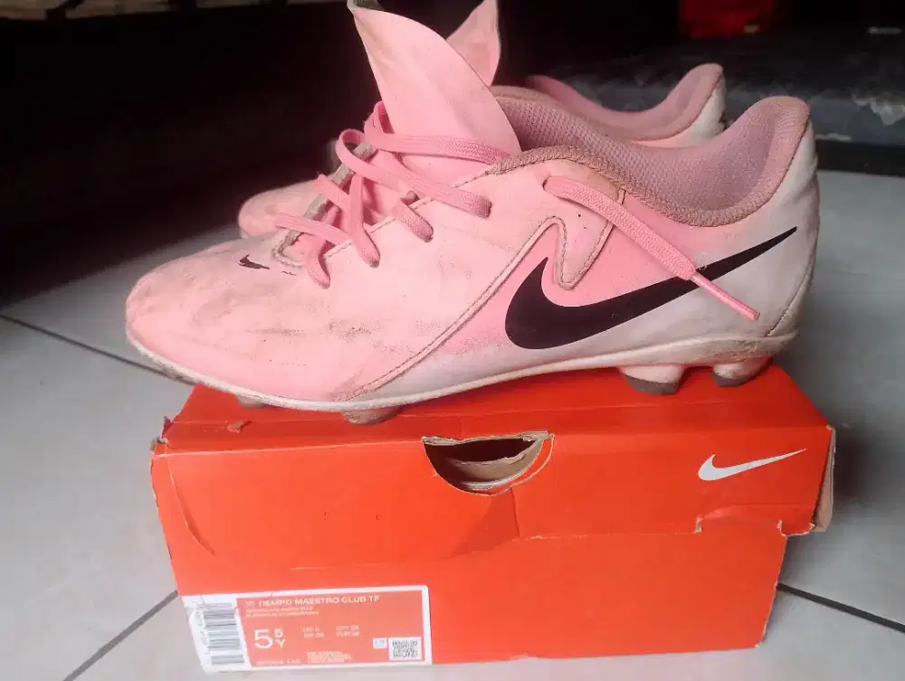 sepatu bola nike phantom jr