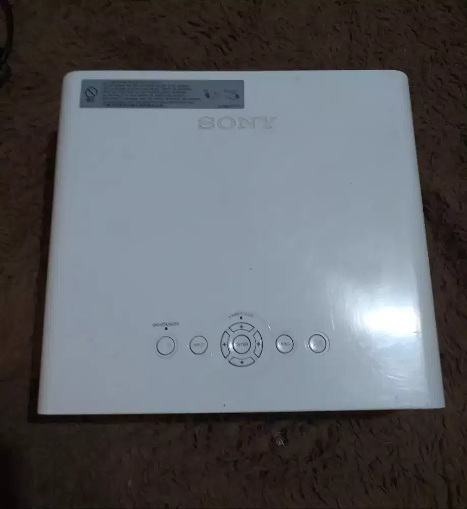 Proyektor sony VPL-EX120