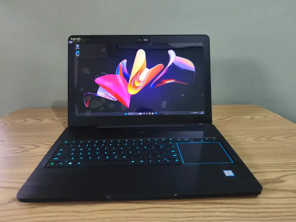 RAZER PRO RZ09 LAYAR 17 INCH RAM 16 SSD 2TB CORE I7-7700HQ DUAL VGA