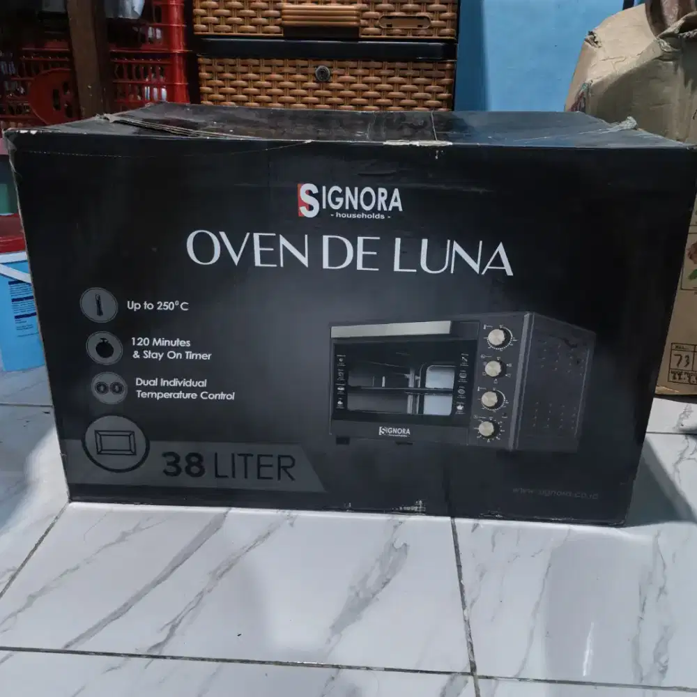 Oven listrik merk Signora