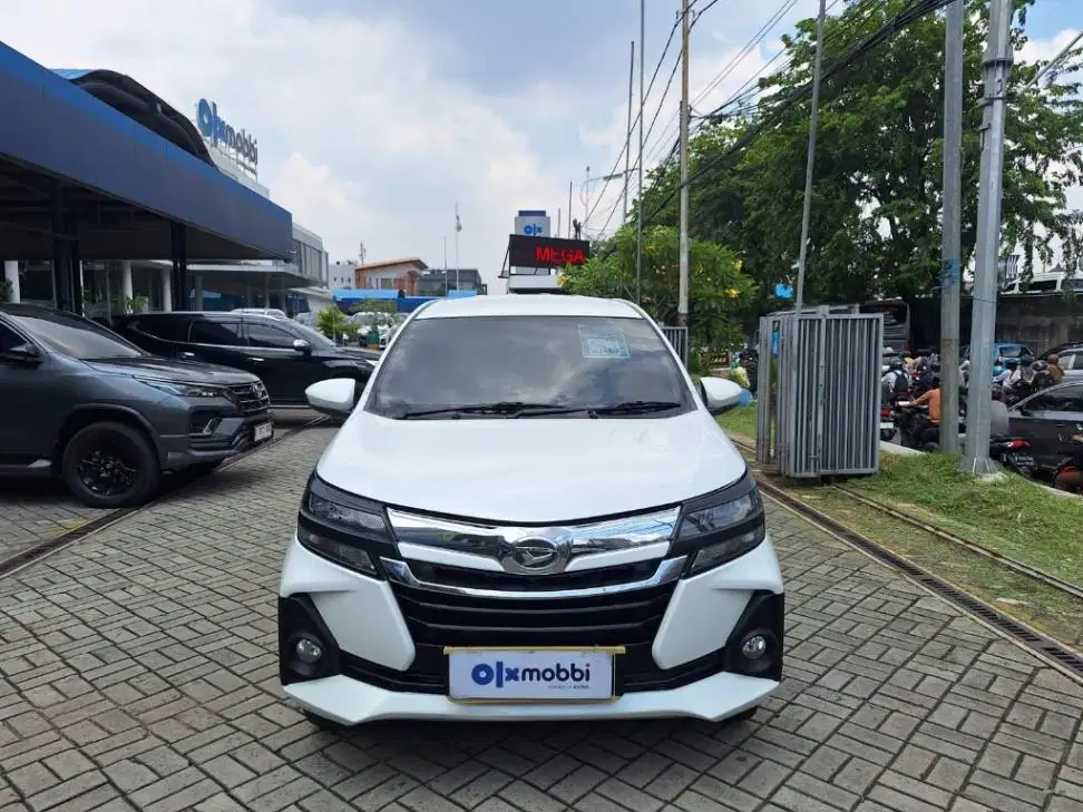 DP 8, JT Daihatsu Xenia 1.3 R Bensin-AT Putih 2021