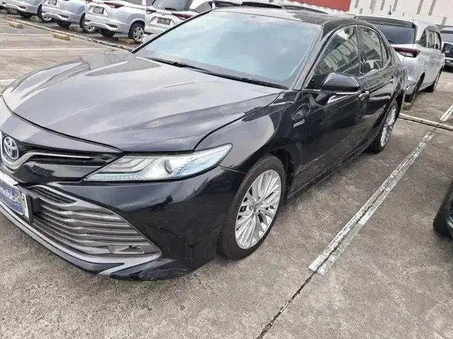 DP RENDAH - Toyota Camry 2.5 Hybrid-AT 2019