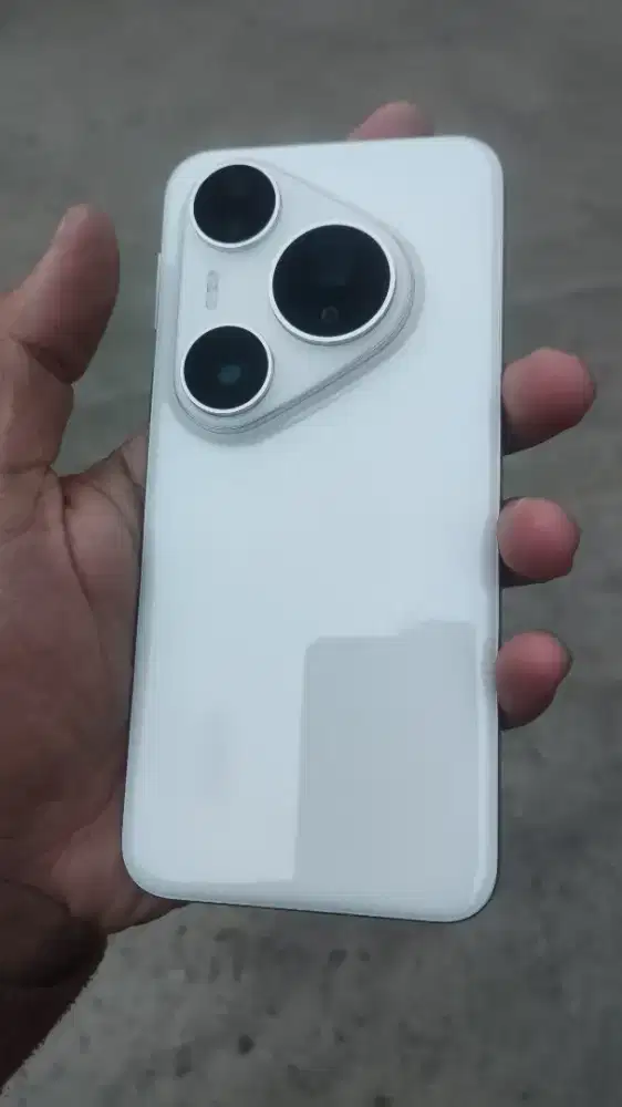 Jual huawei pura 80 pro 12/512 putih mulus