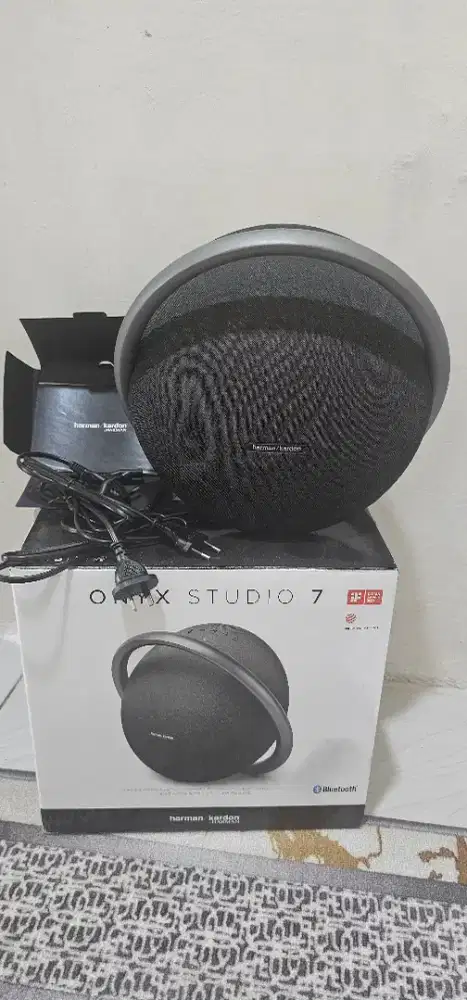 HARMAN KARDON ONYX 7 BLACK