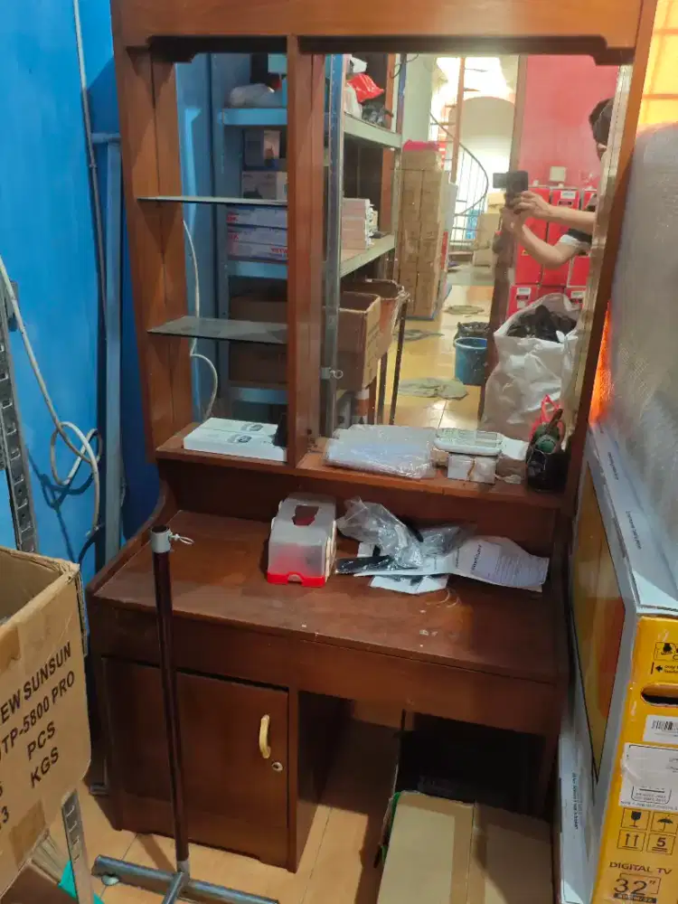 Meja Rias Kayu Asli