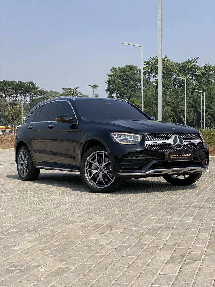 MERCEDES BENZ GLC200 AMG Line MBUX th 2020 Facelift.