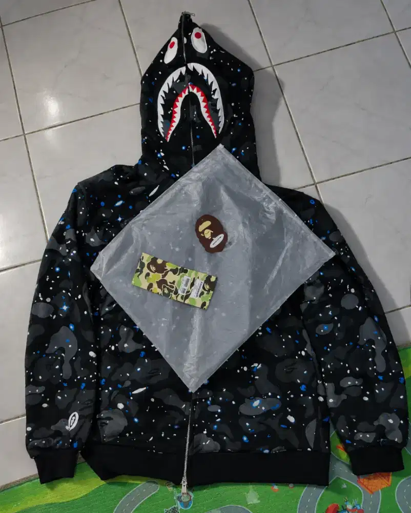 Hoodie bape galaxy item