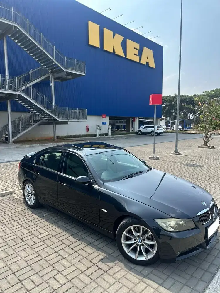 BMW E90 325i CBU Sunroof