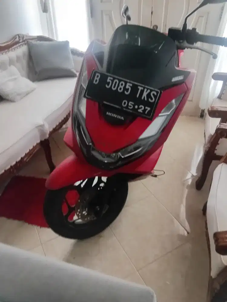Jual honda PCX 2022 km 16 rban