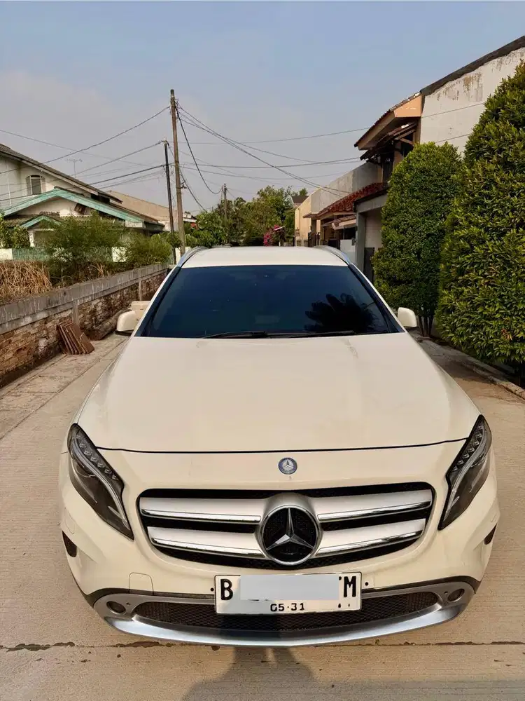 2015 Mercedes-Benz gla 200 white