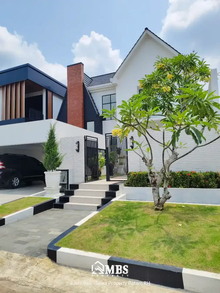 DiJUAL
Rumah 2.5 Lantai Crown Hill Batam Center