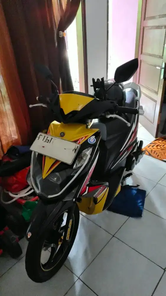 YAMAHA XEON 125