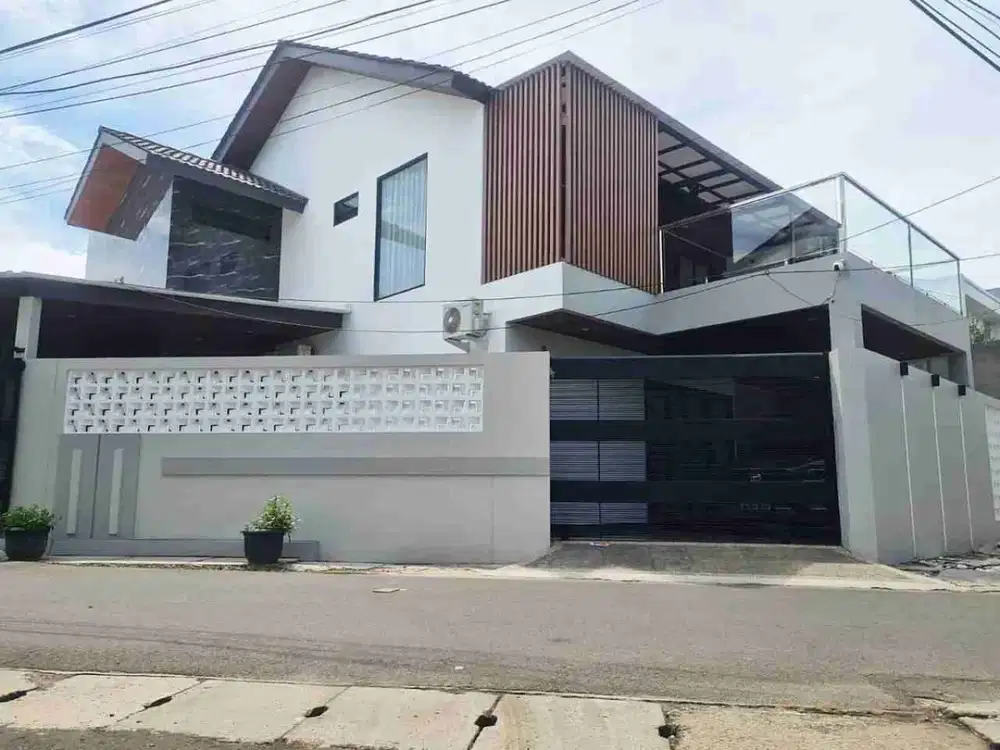 Dijual Rumah Hook 2 Lantai di Kelapa Gading Jakarta Utara