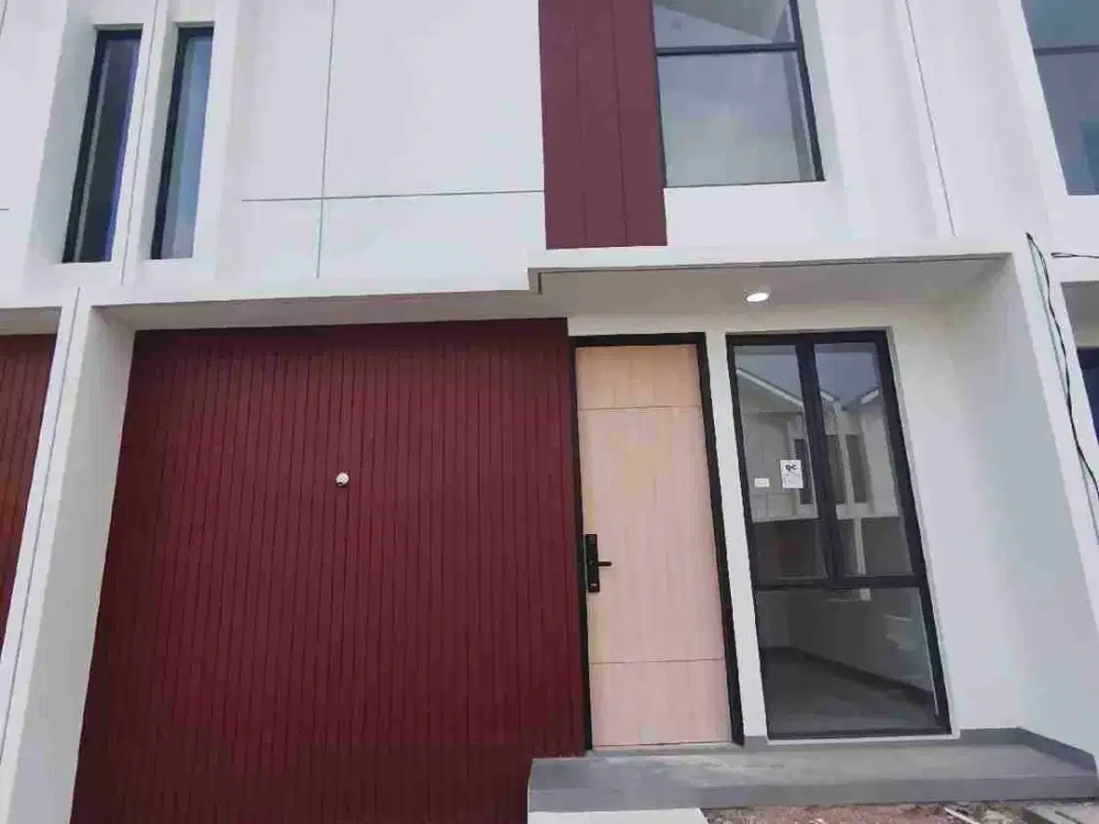DI JUAL RUMAH BARU SIAP HUNI 2 LANTAI