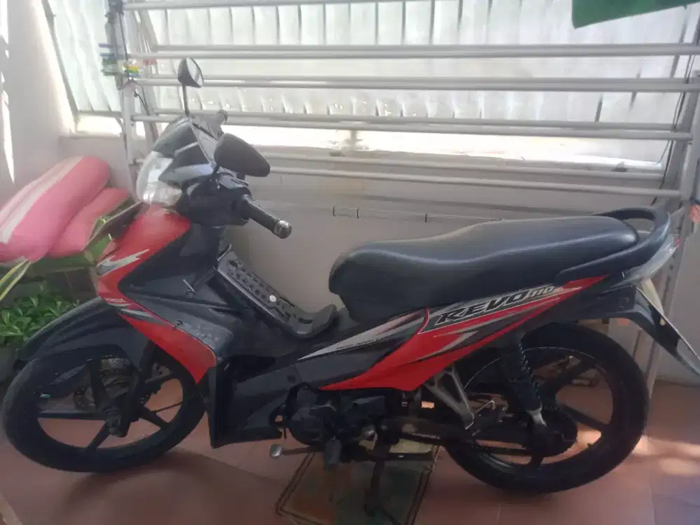 Di jual Honda Revo absolute