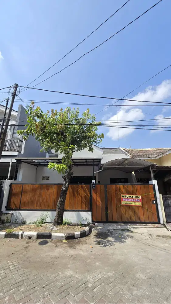 Rumah Deltasari Sidoarjo Semi Furnished Baru Renovasi Bebas Banjir