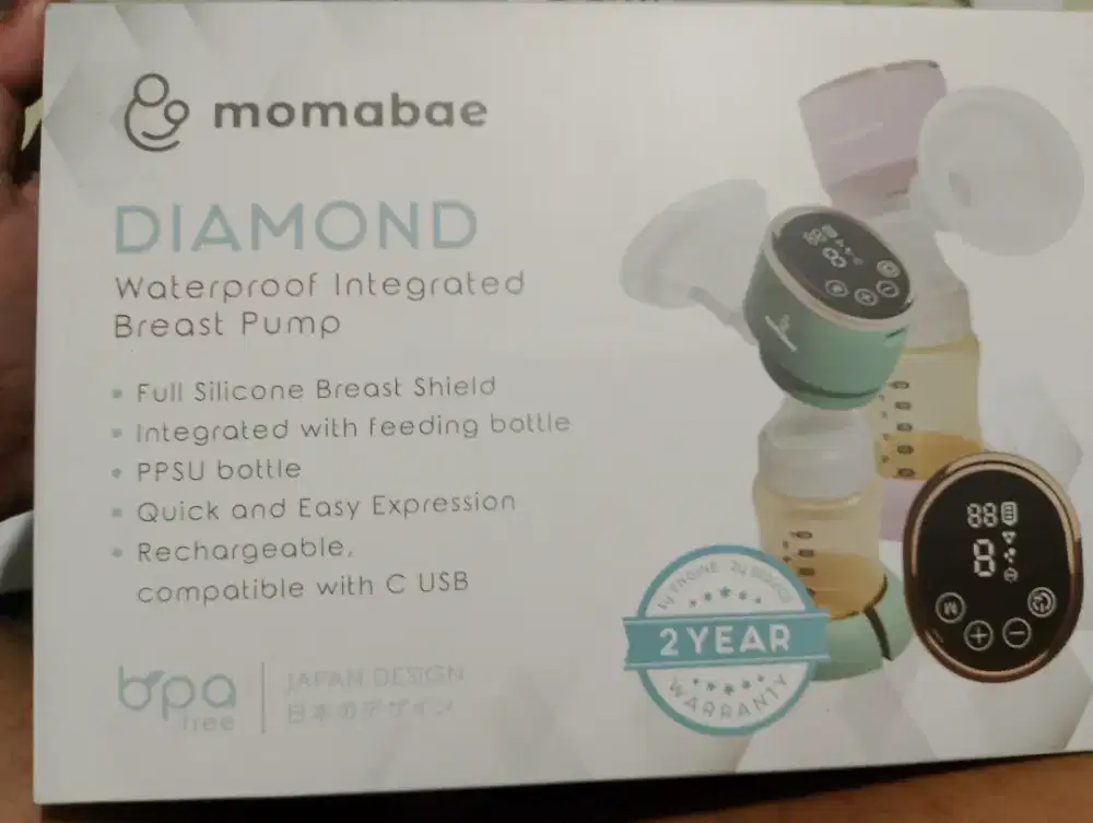 Pumping Momabae