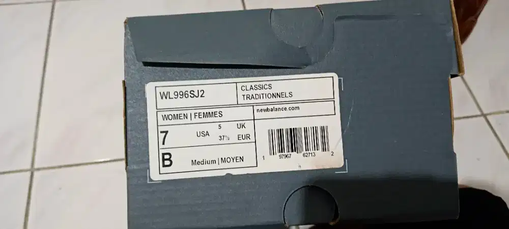 Sepatu new balance