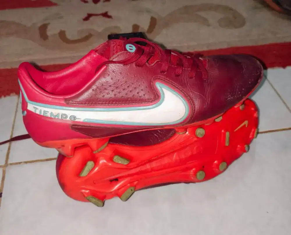 SEPATU BOLA NIKE