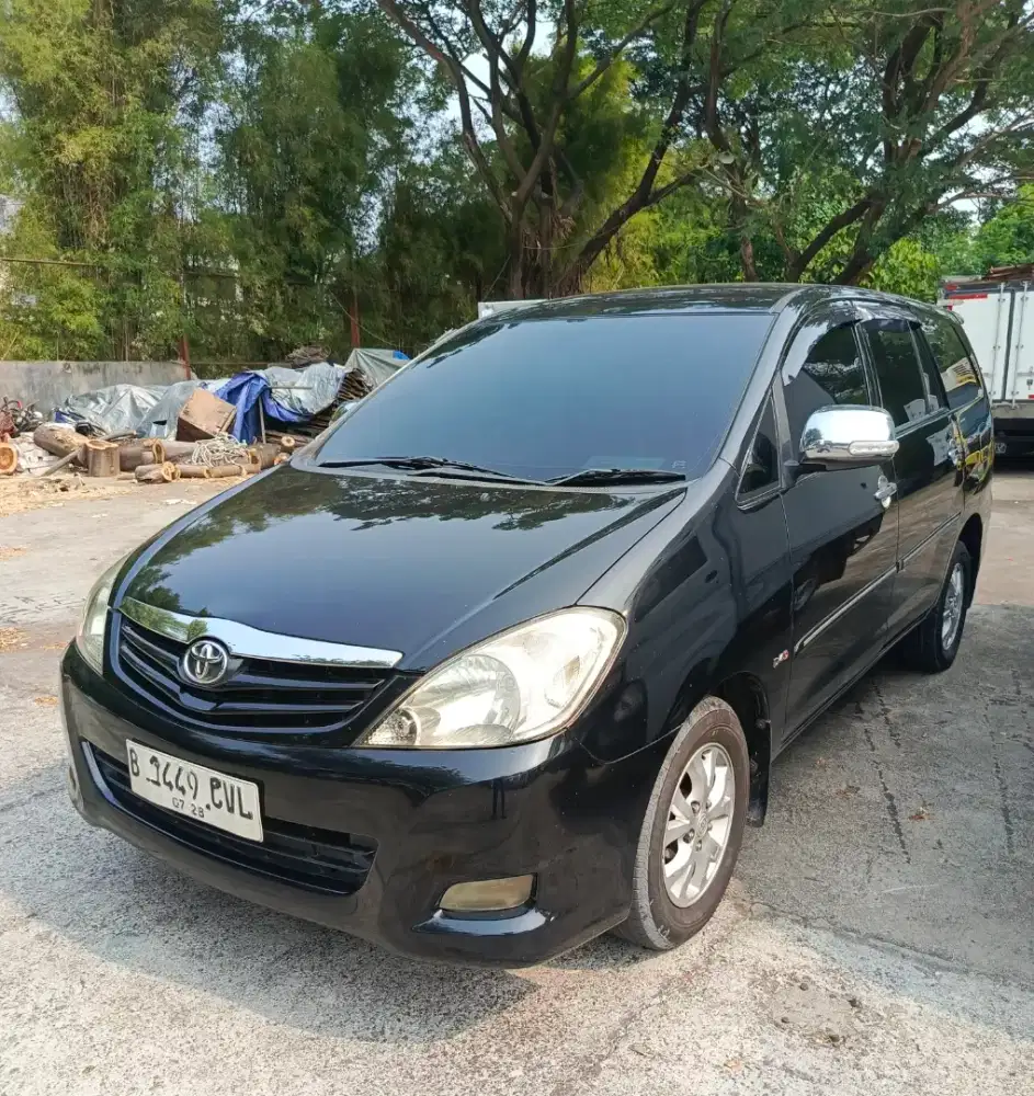 2011 Innova G 2.5 AT Diesel