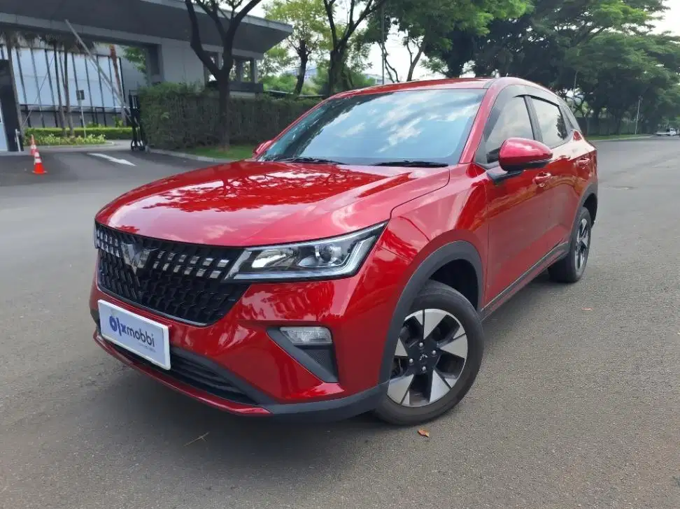LOW DP Wuling Alvez 1.5 CE Bensin-AT 2023 VZG