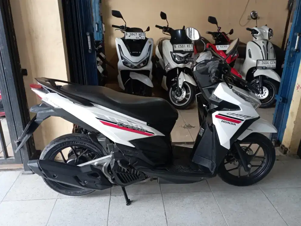 Honda Vario 125 tahun 2017! Good condition