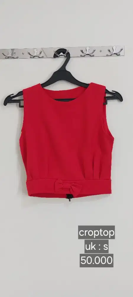 Baju pesta crop top