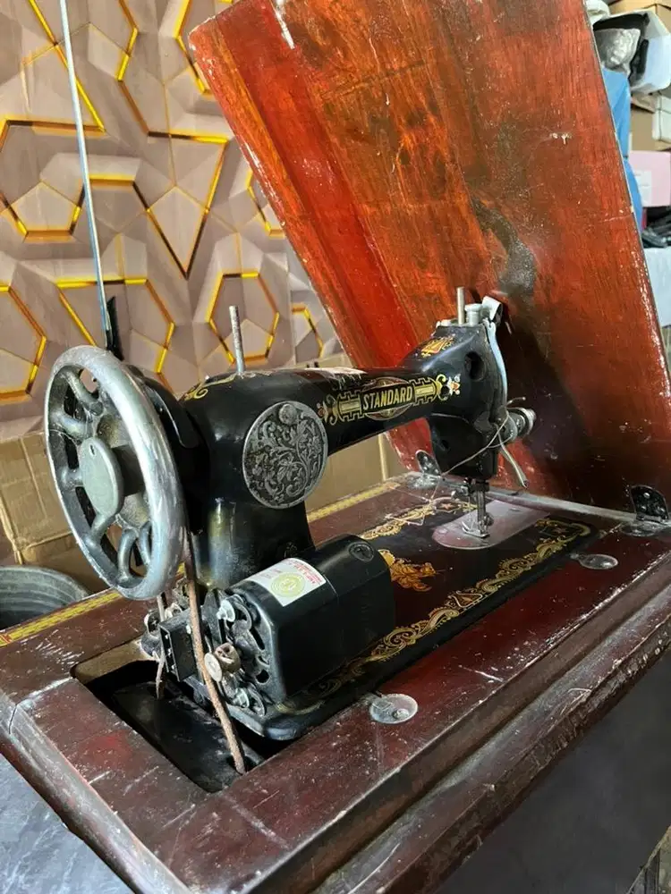 Mesin jahit merk standard