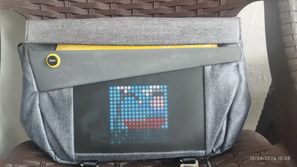 Pixoo SlingBag V