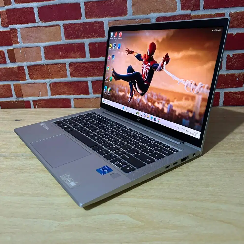 Laptop HP Elitebook Intel Core i5 Gen 11th 16/256 Mulus Backlight Eleg