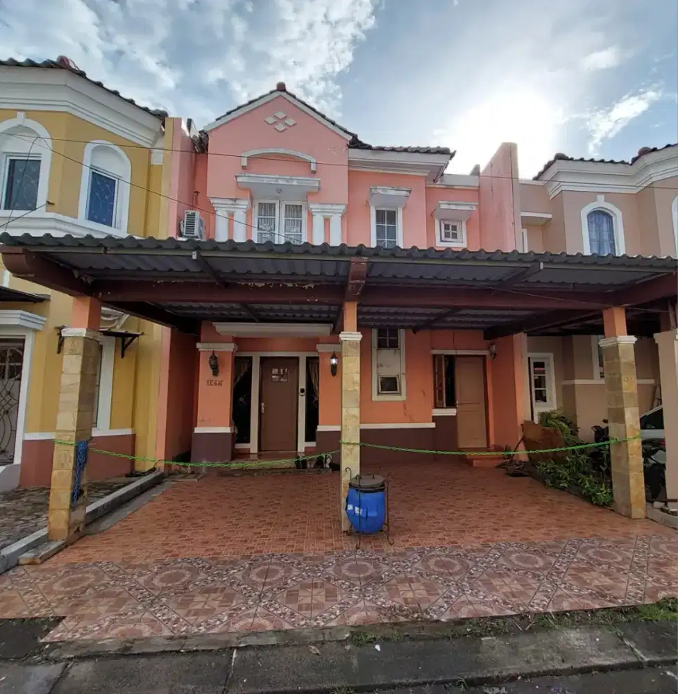Dikontrakan rumah daerah Cibubur Raffles Hill,  LT 105 LB 134,2 lantai