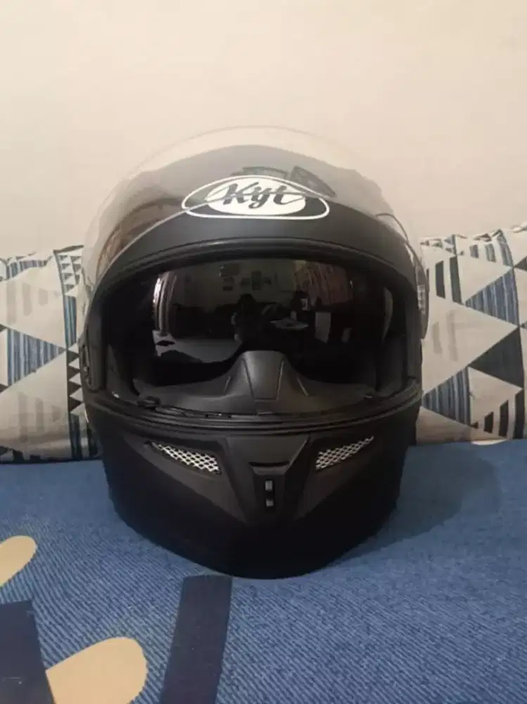 for sale 2 helm  KYT black doff