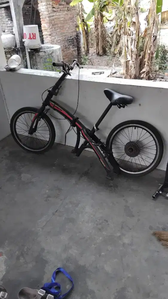 Dijual Sepeda lipat  turanza