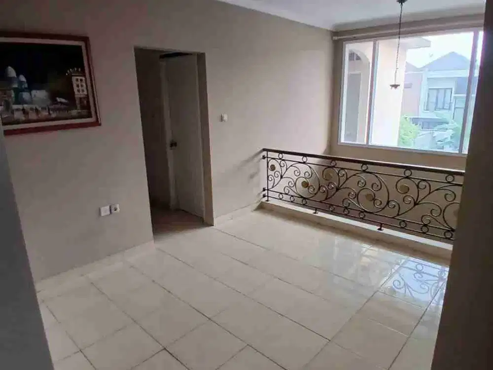 Dijual rumah di kota wisata