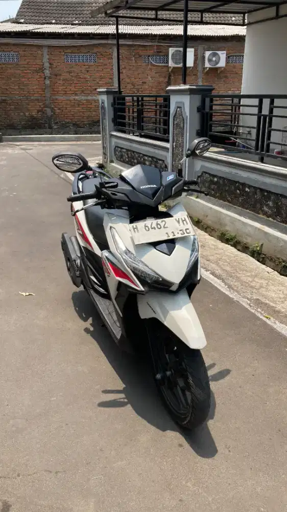 Vario 125 eSP 2015
