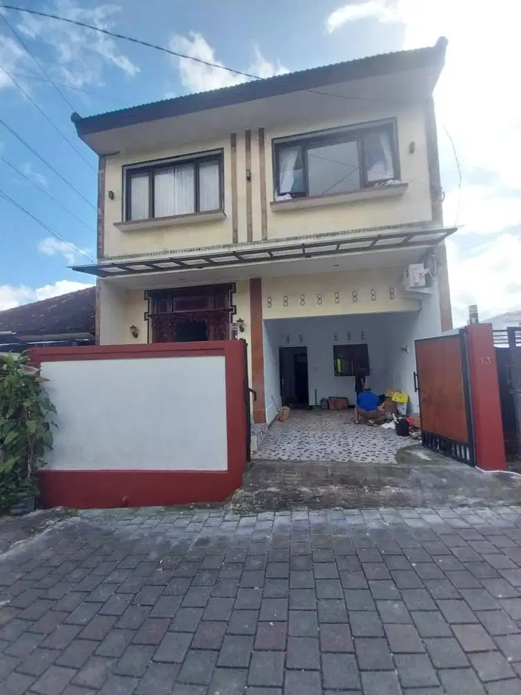 DiSewakan Rumah