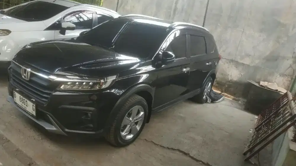 Honda BR-V E CVT 2022 KM10rb Di Tangerang