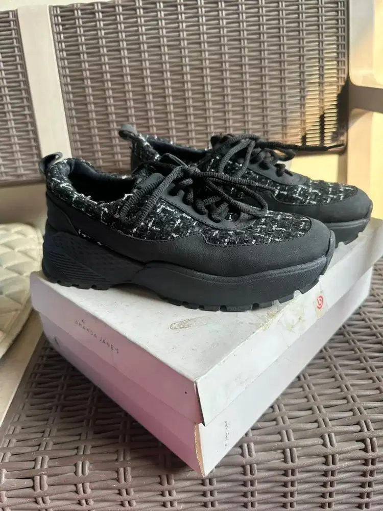 Sepatu Wanita Amanda Jeans Size 39