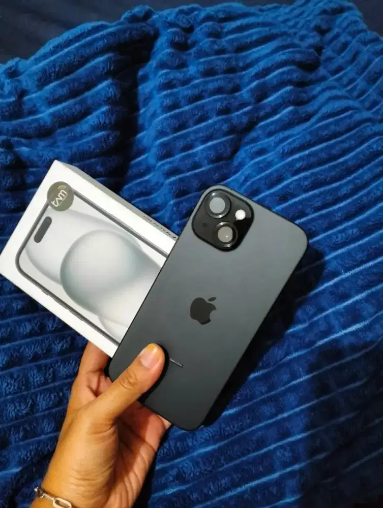 IP 15 hitam 128gb