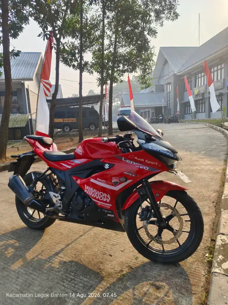 Suzuki GSX R 150 2018 Merah Original - Surat Lengkap