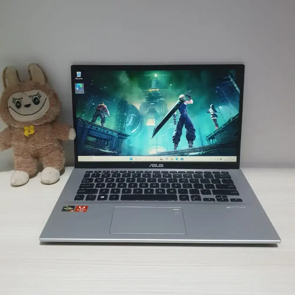 Laptop Asus VivoBook X412DA AMD Ryzen 3 -SSD 512GB -8GB -MULUS -SLIM