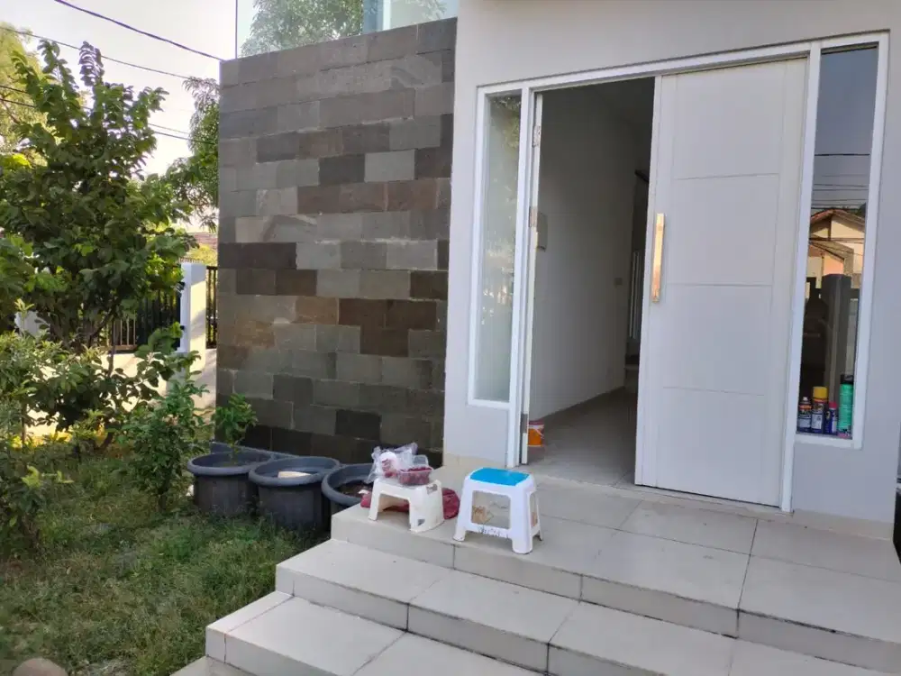 Dijual rumah hoek siap huni di pulomas, jakarta timur