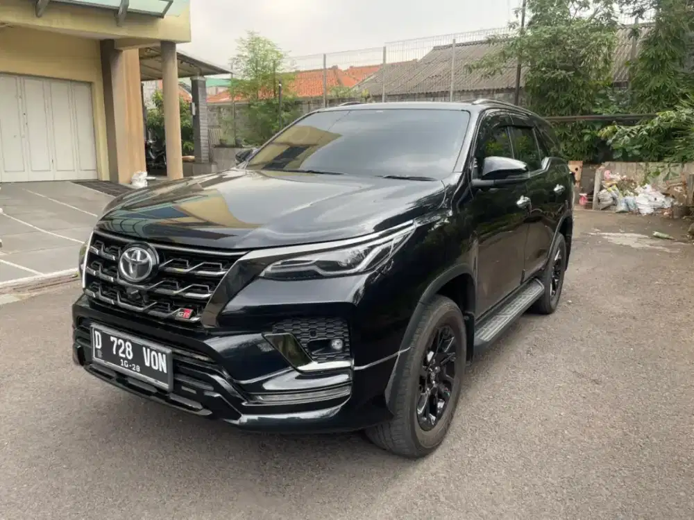 Fortuner GR 2.8 VRZ 2023 | 2024 (KM.LOW 52 rb istimewa) Bisa TukerTamb