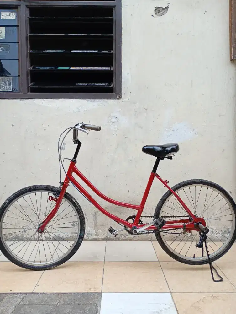 Sepeda cewek ukuran 24 udah gk di pake
