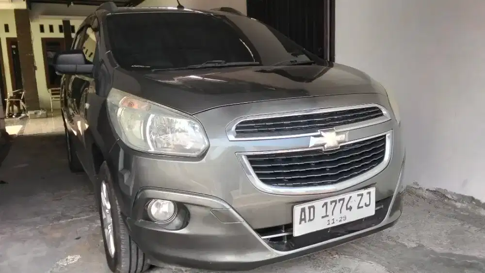 Chevrolet spin LTZ A/T Th 2013