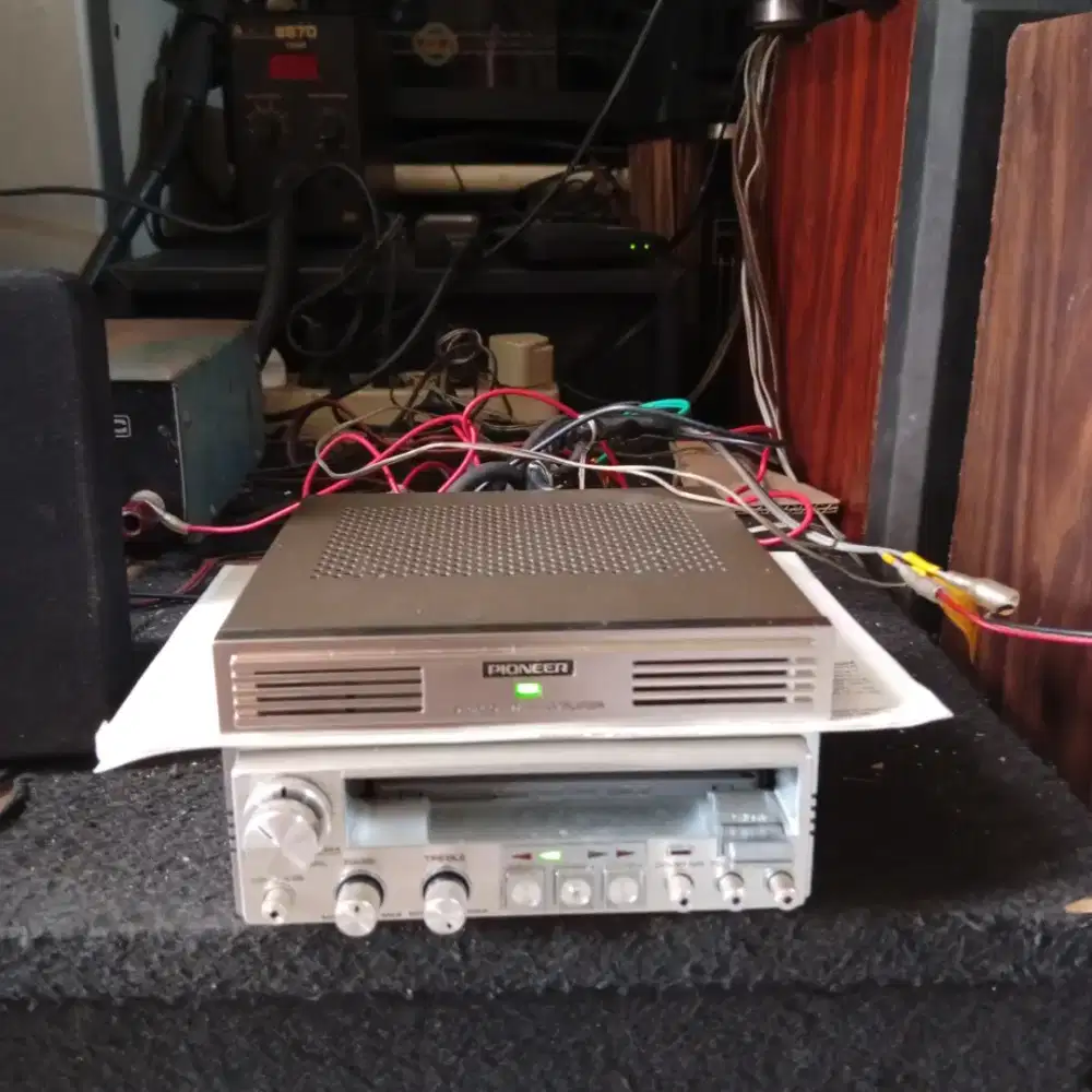 Pioneer kp -707 casete deck+ Pioneer gm- 4 power 20+20 watt barang bru