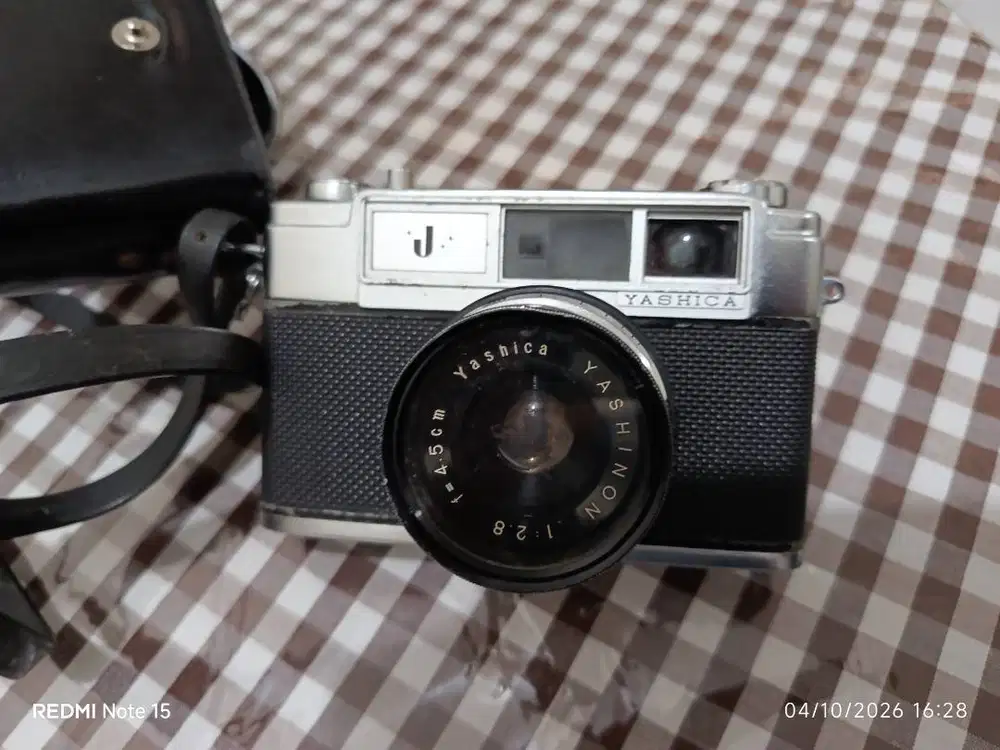 Kamera Yashica Jadul 1980 an